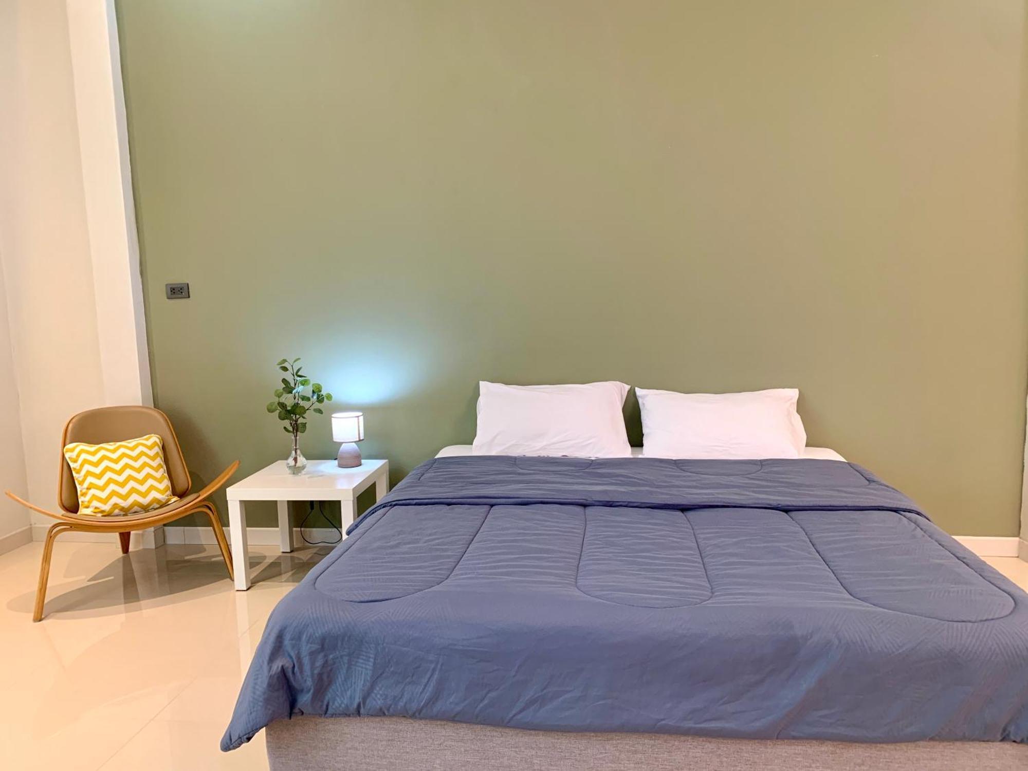 Ellie House Phuket Old Town