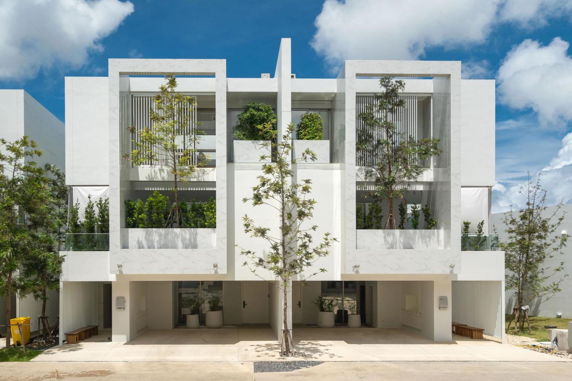 Villa New Modern Aesthetic 3-storey A15 In Gated Just 10 Min Drive Laguna Phuket Ban Pak Lak