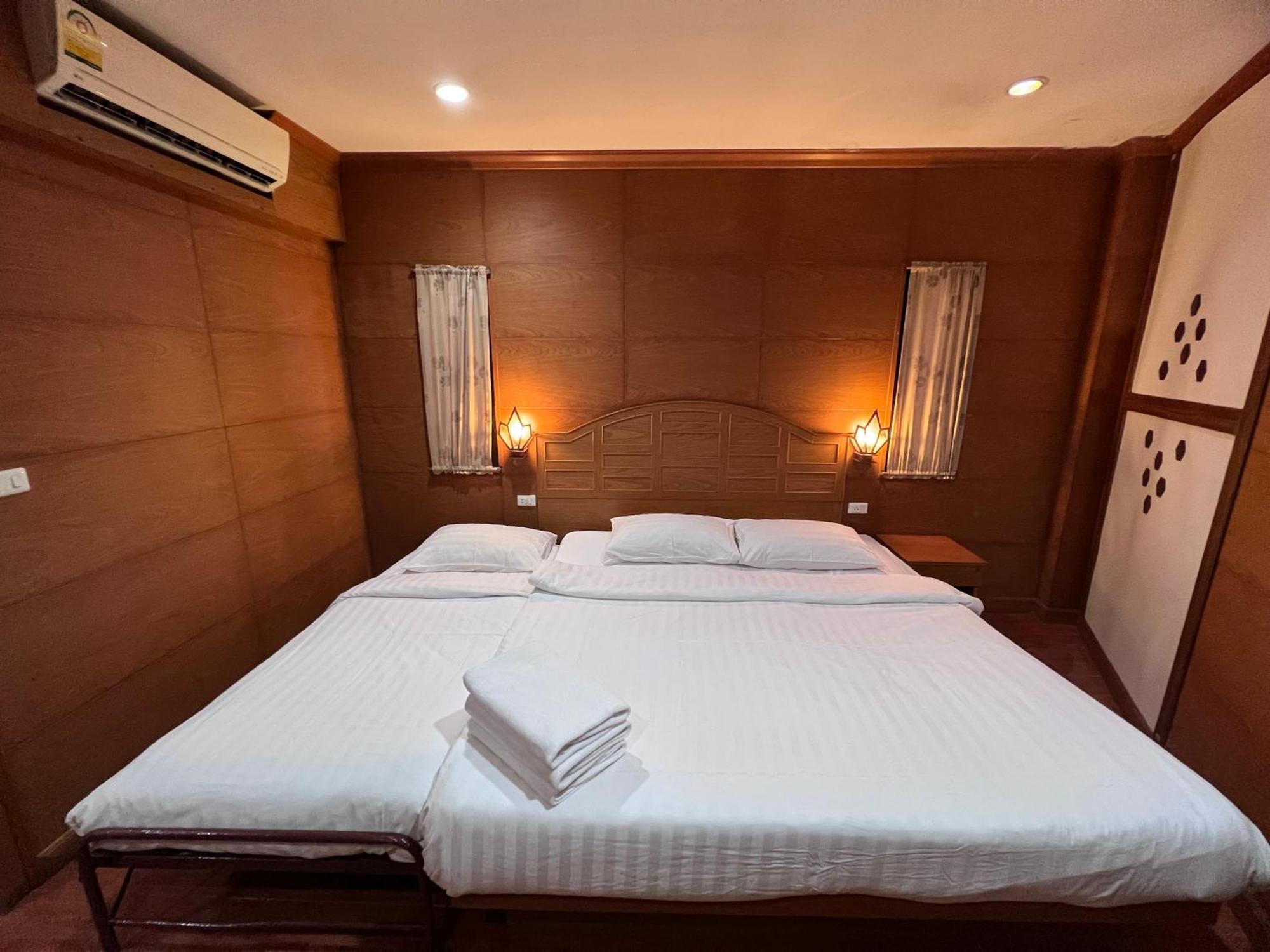 Nanai 2 Phuket Hotel