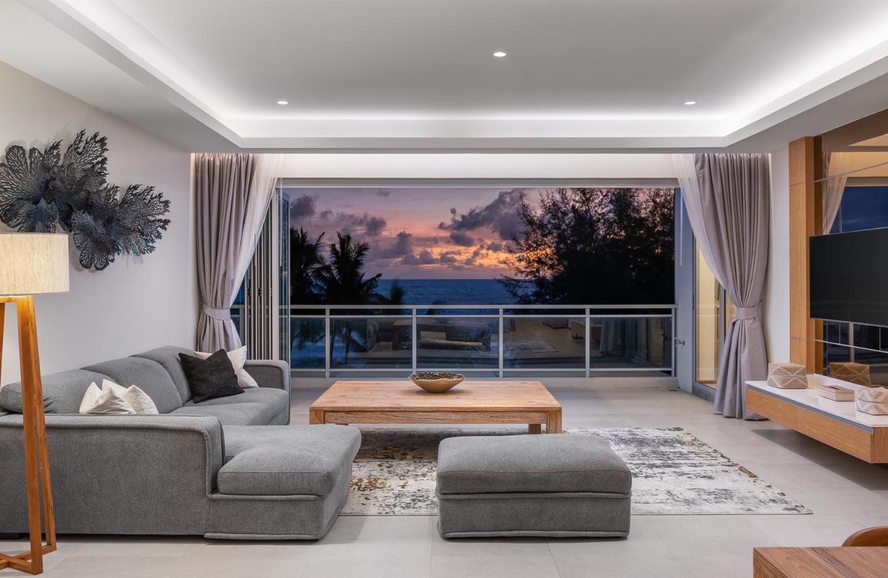 Apartment Beachfront Residences - Stunning Sea And View *