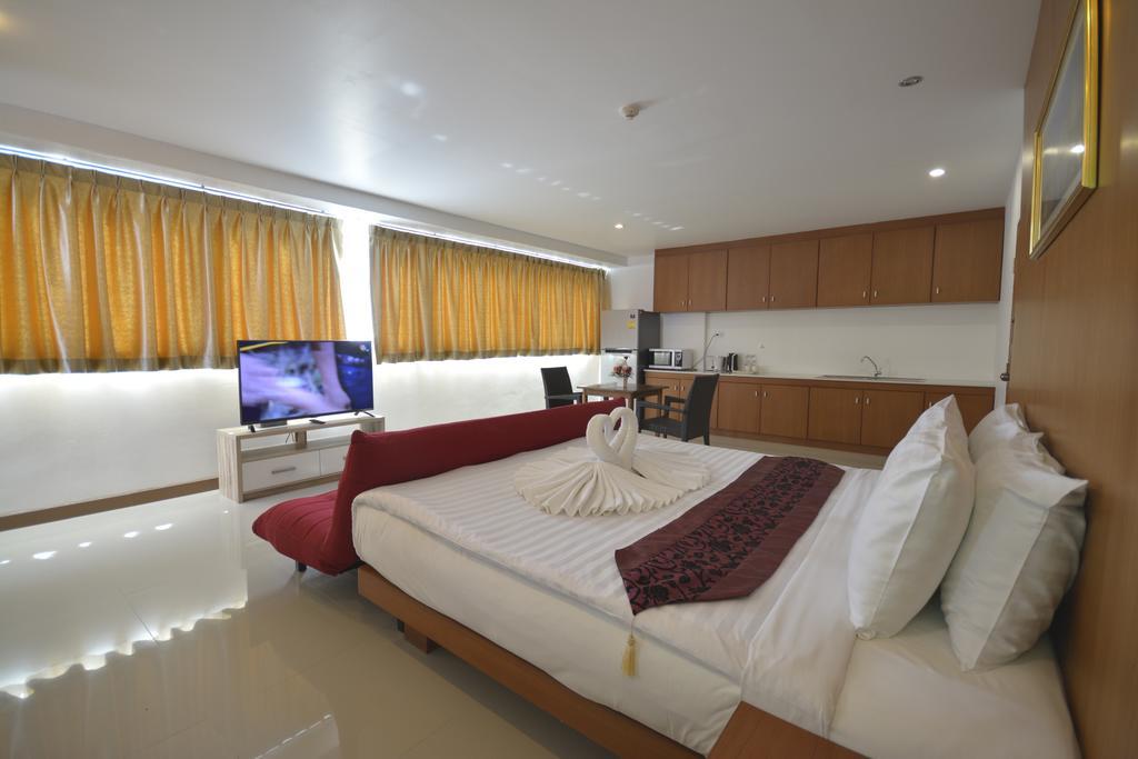 Hotel The Center