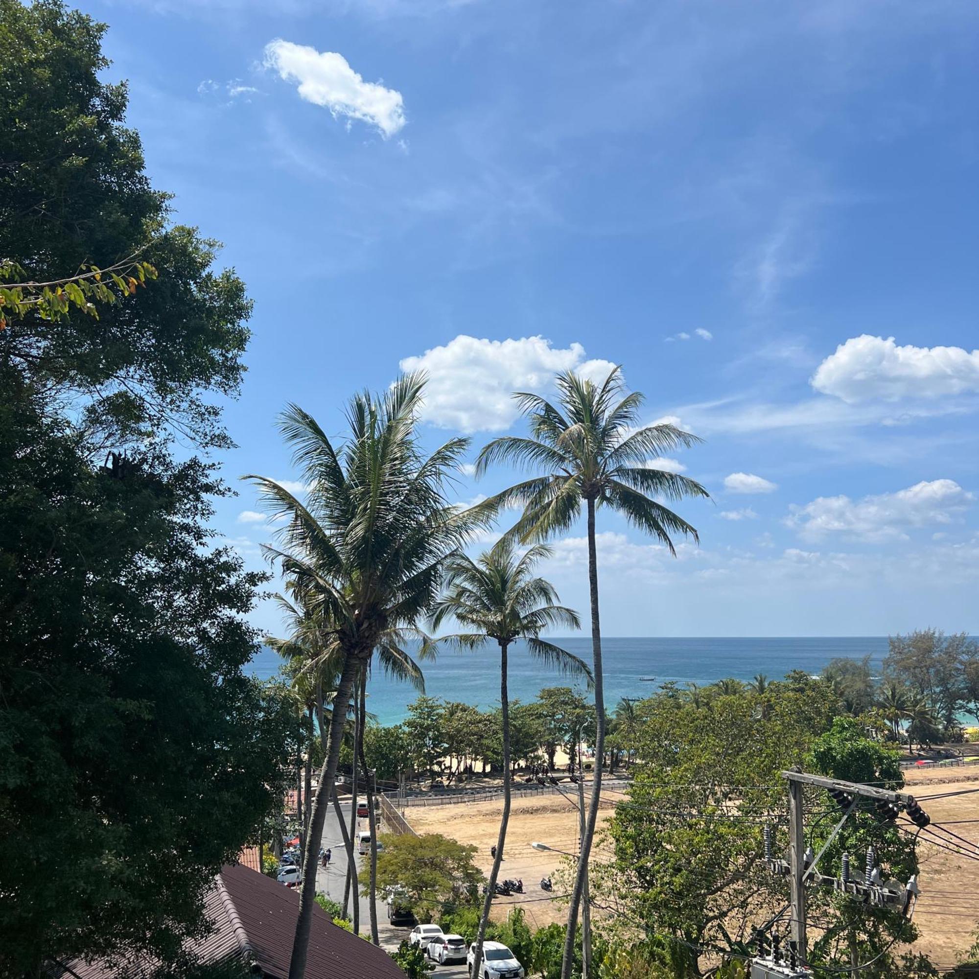 Kata Merit Hill Hotel 3*