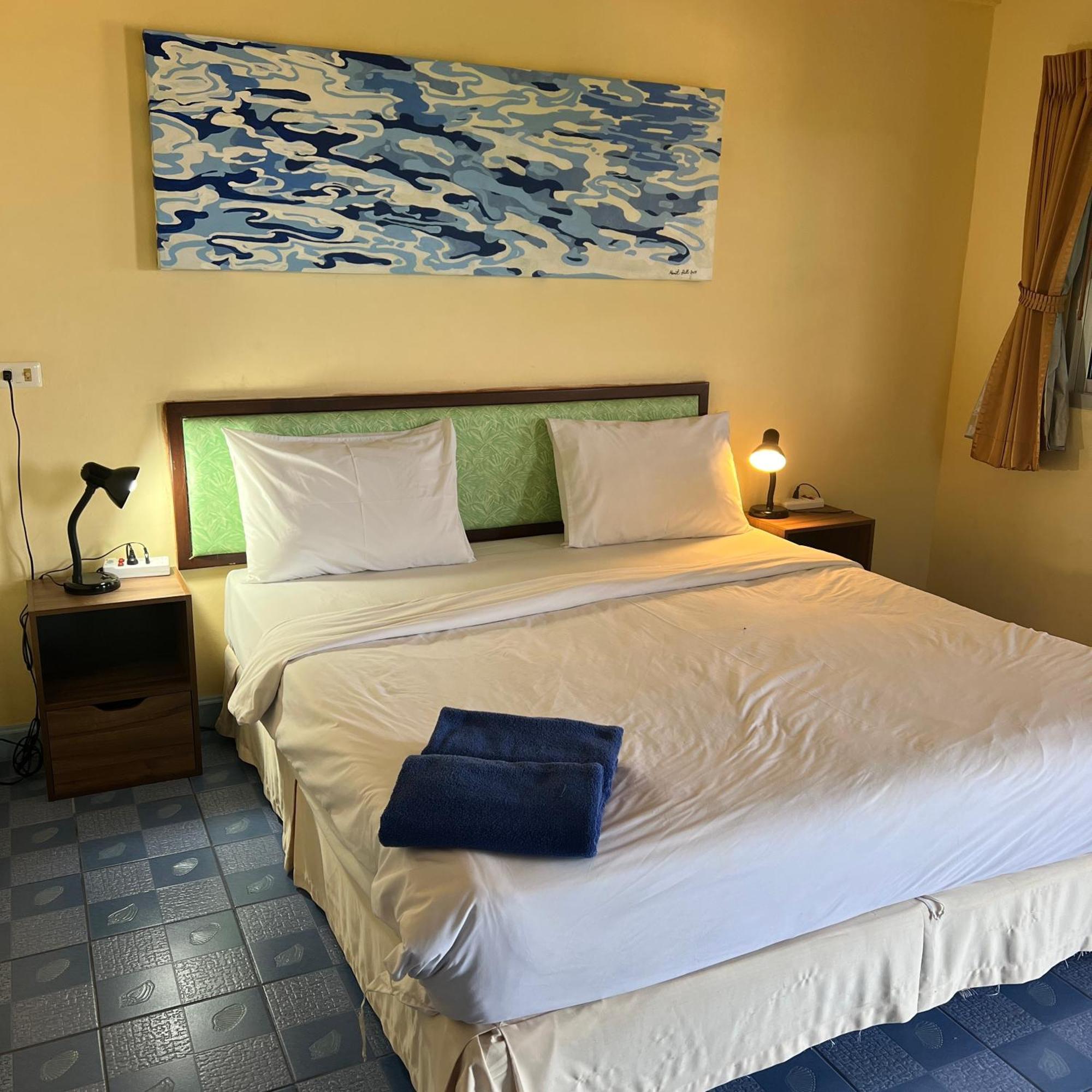 Hotel Kata Merit Hill