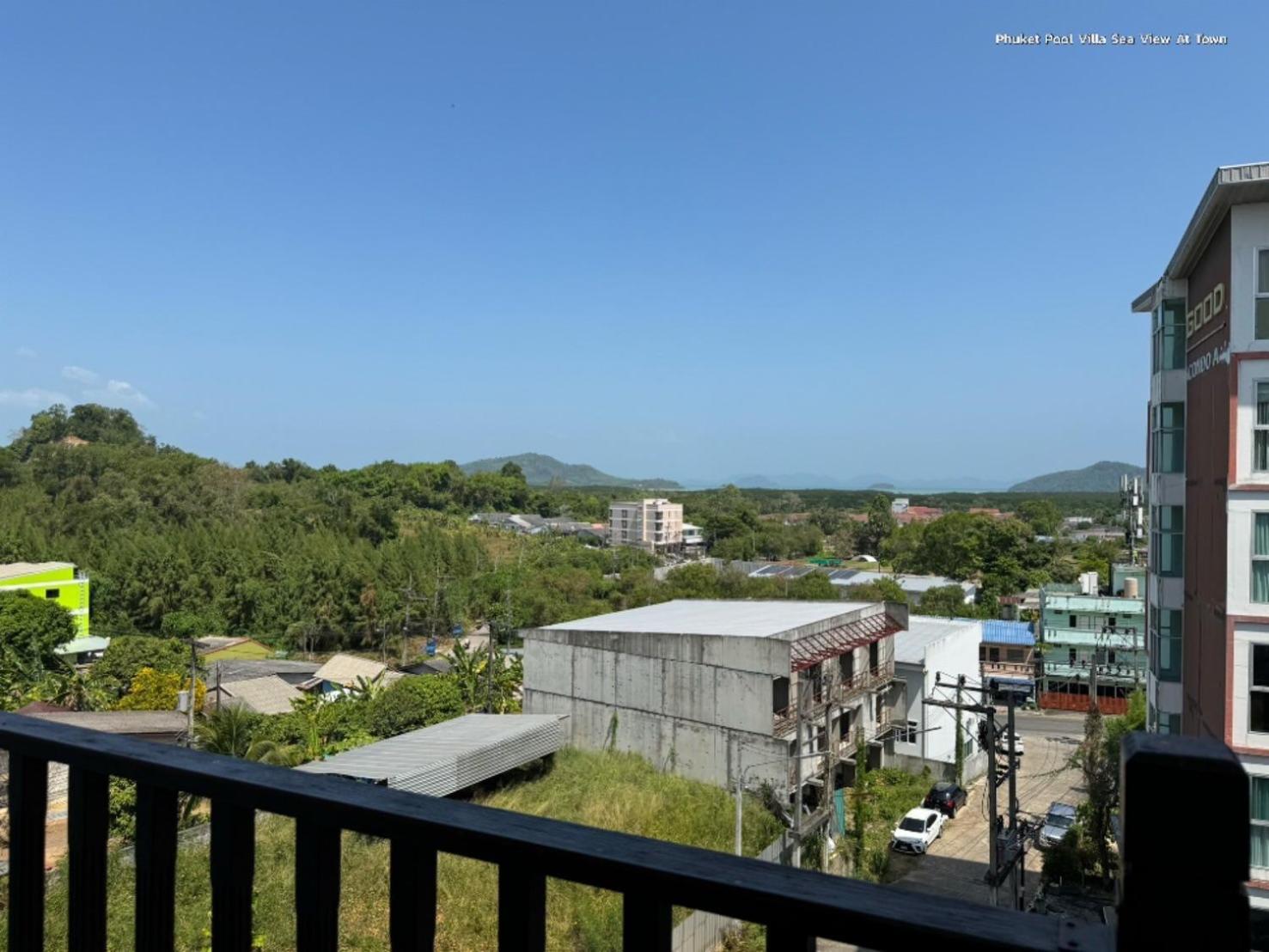 Cheeva Pool Homestay Phuket