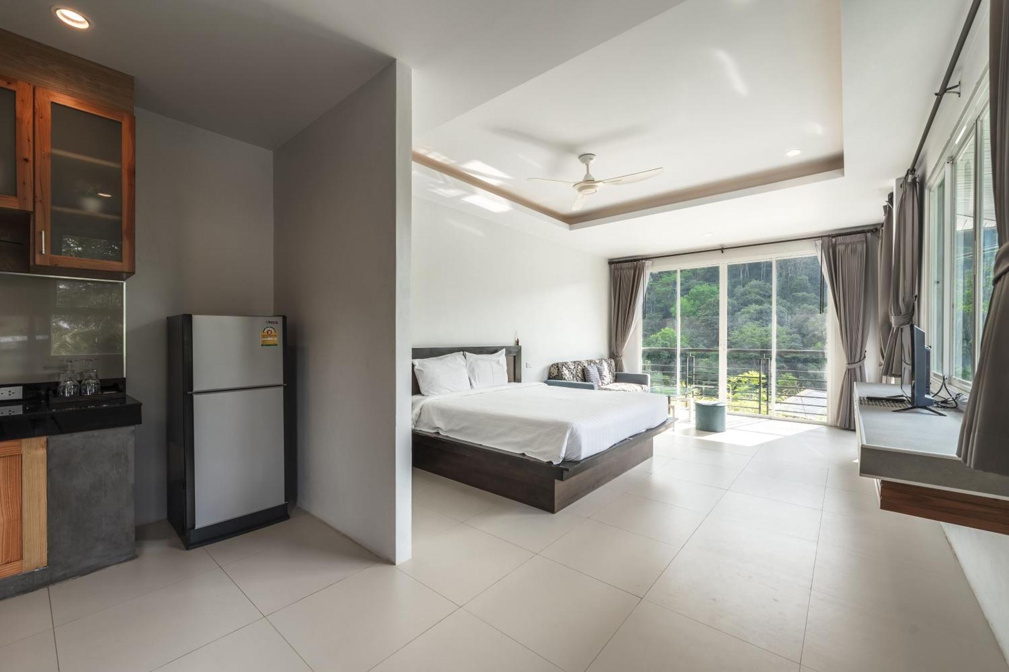 Amanah Hill Kamala Beach