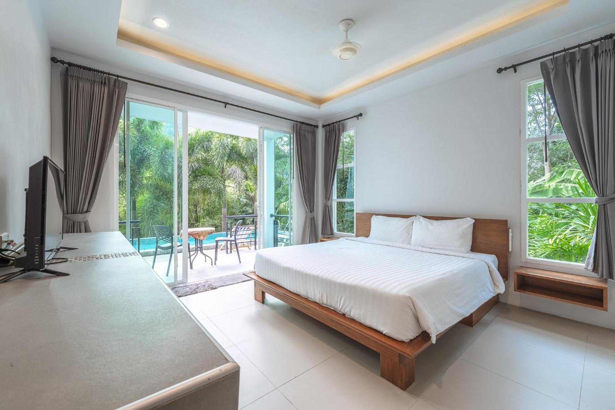 Amanah Hill * Kamala Beach