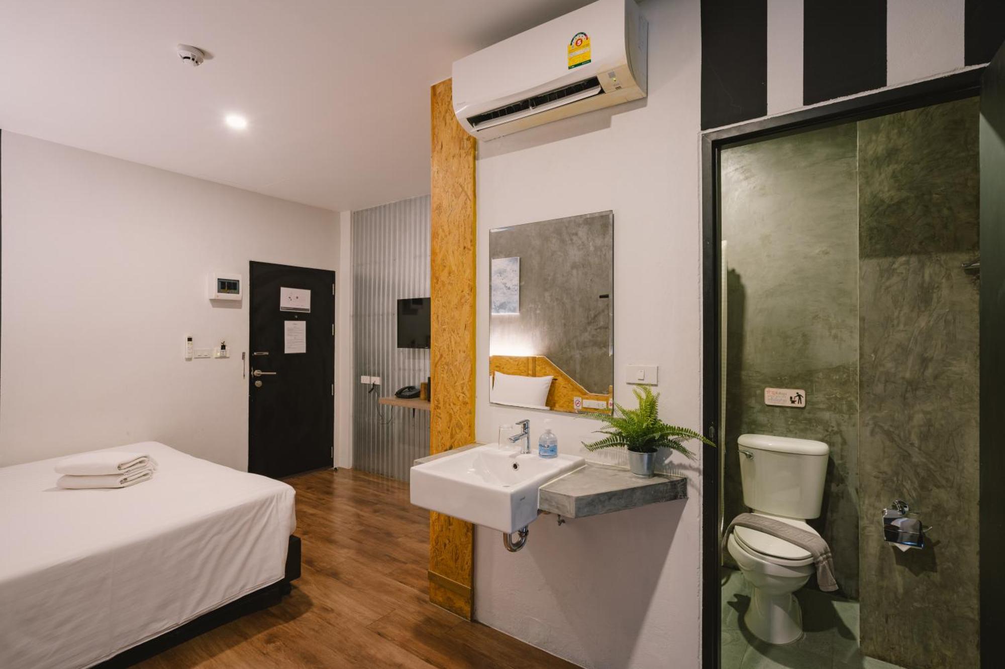 The Arbern X Bistro - Sha Extra Hotel