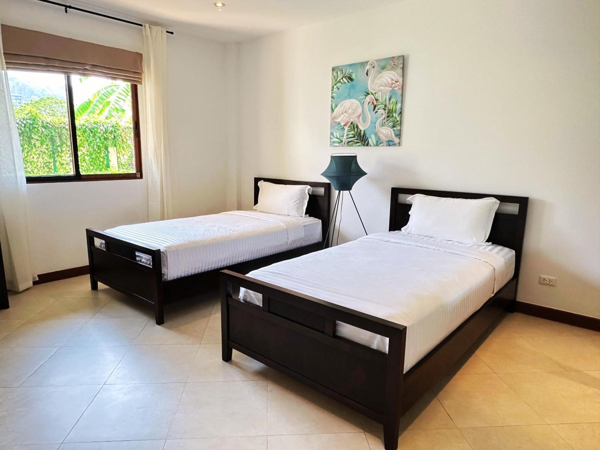 2-bedroom 5 Minutes From Bangtao *