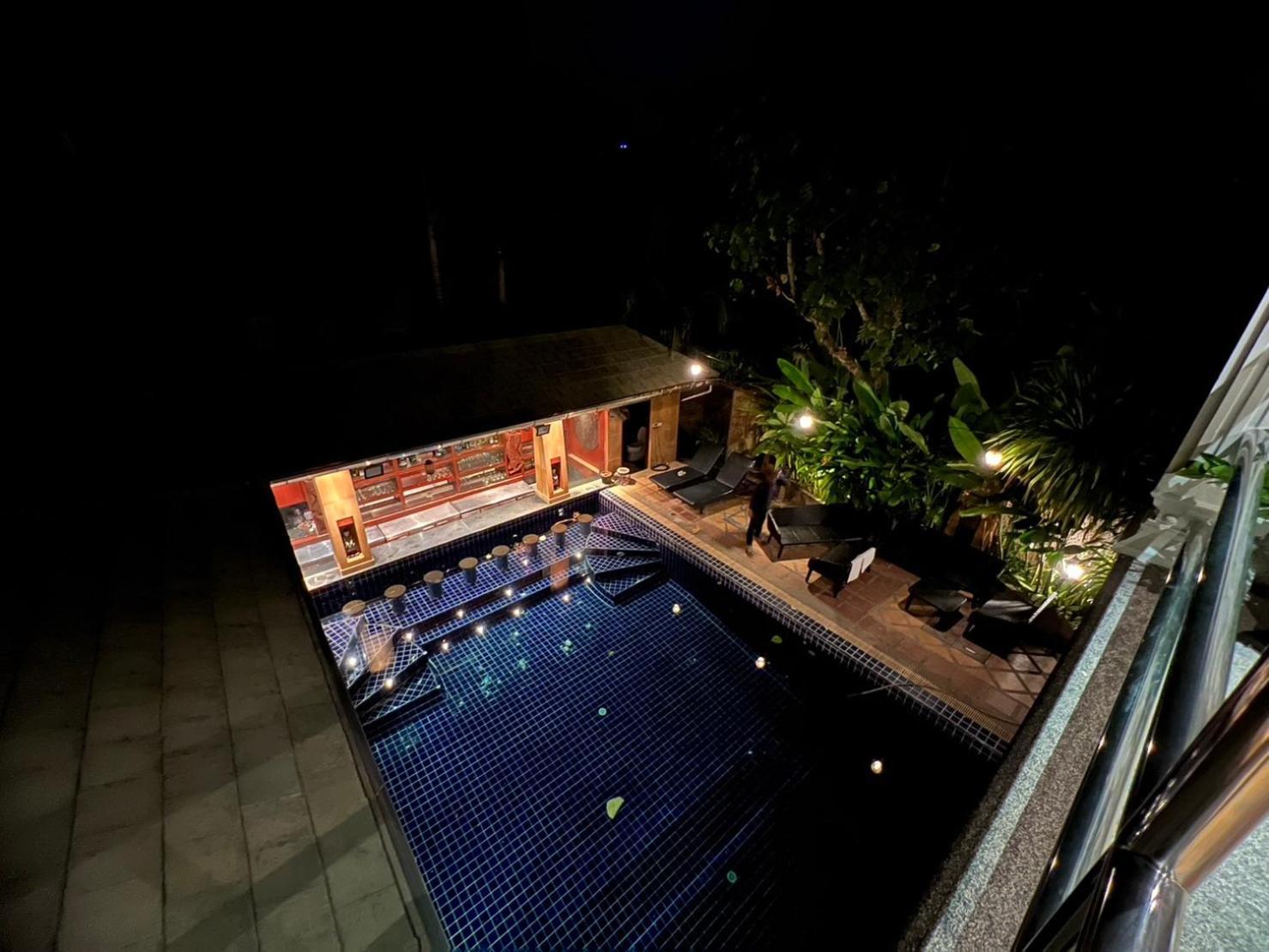 Talay Naiharn Rawai