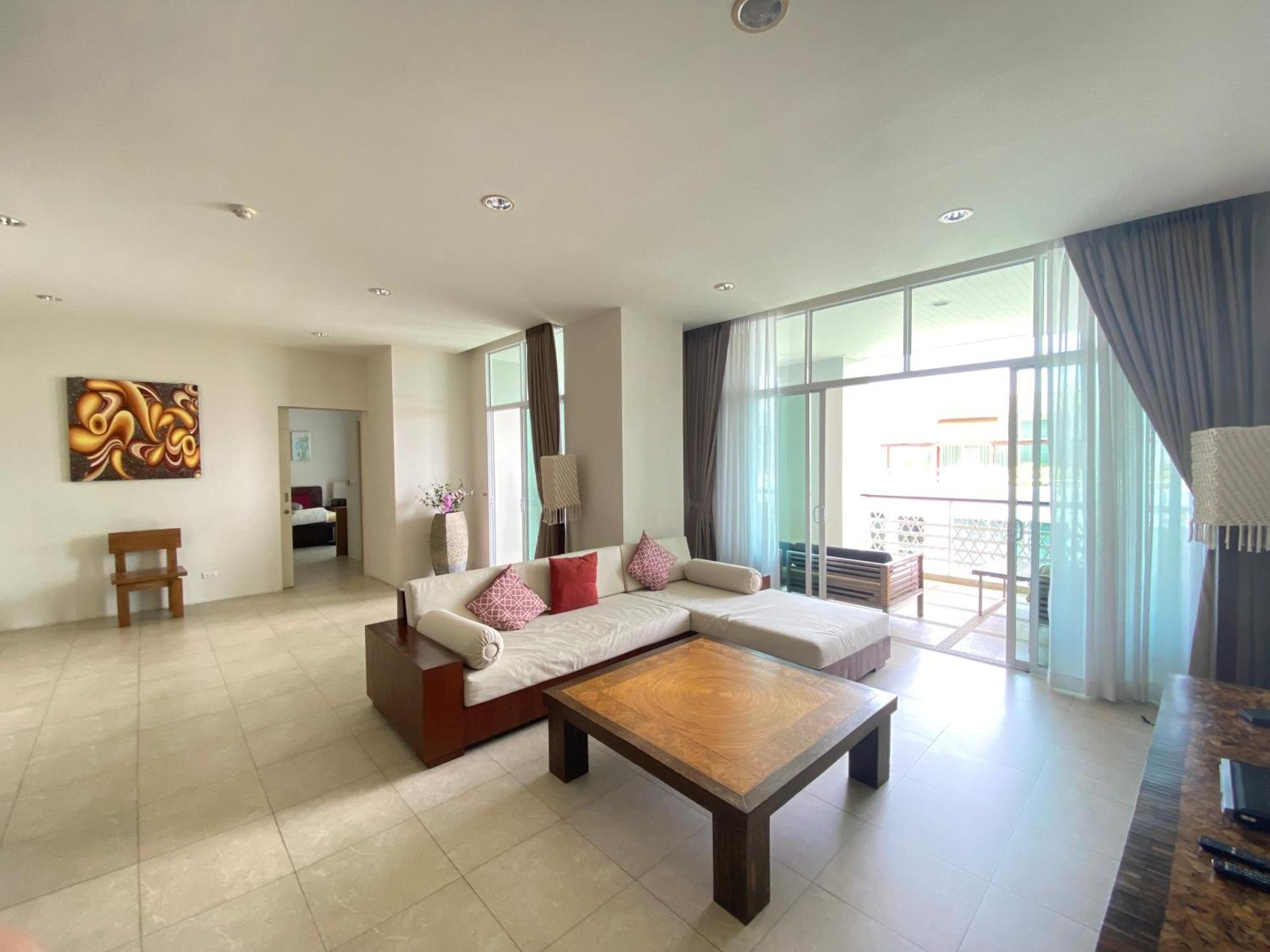 2 Bedroom Seaview By Clavis Apartment