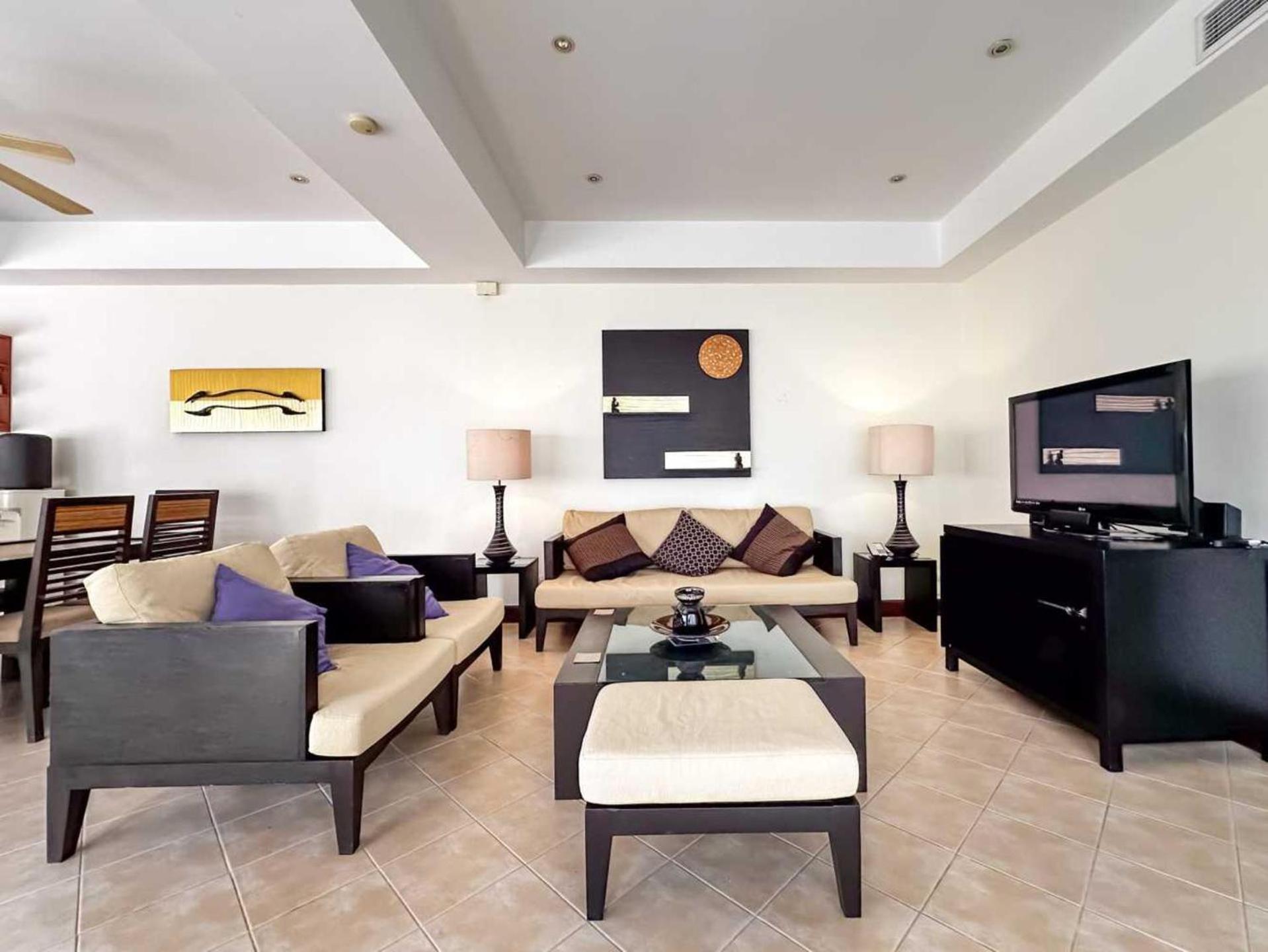 Villa Beautiful 3-bed In Cherngtalay Thalang