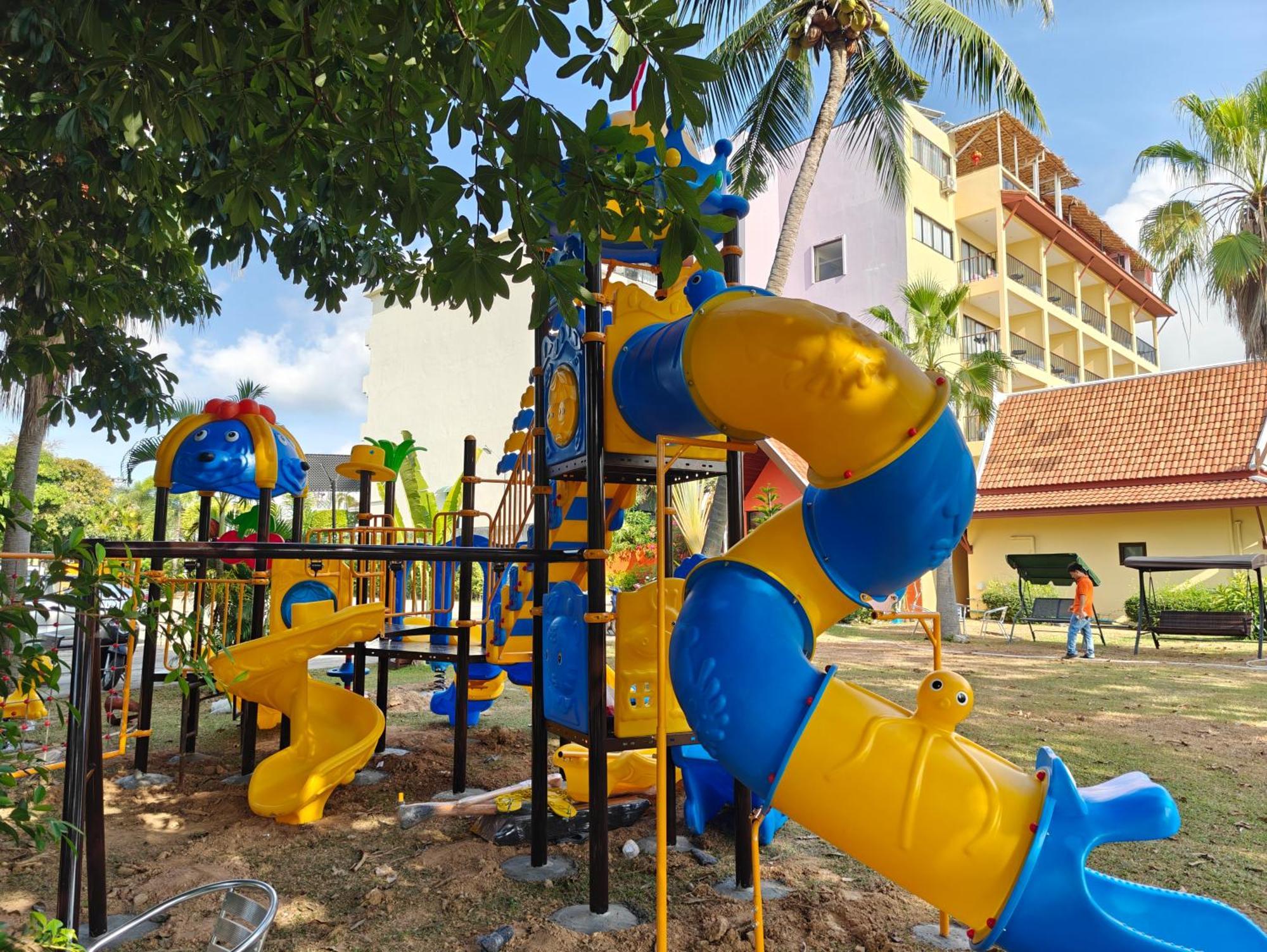Phuket Kana International Hotel普吉岛卡娜国际酒店