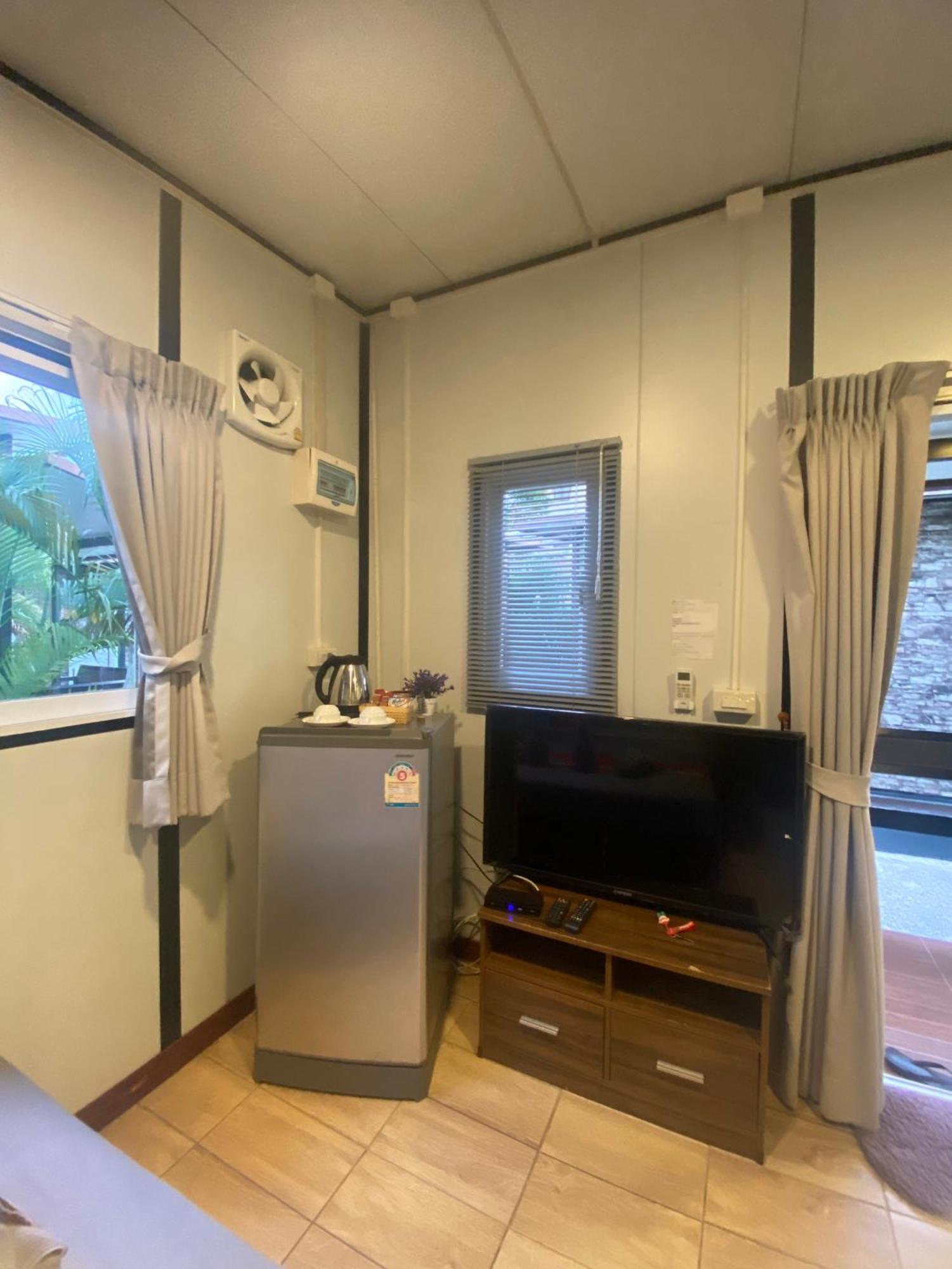 Kora-great Airport Phuket Holiday home *