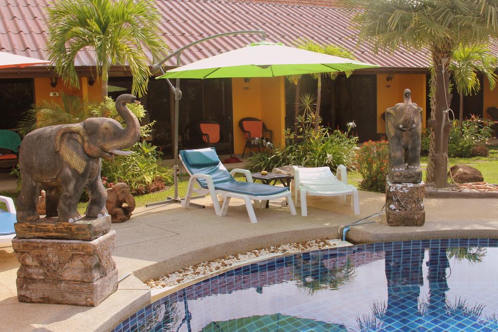 Tropical Garden Hotel 3*
