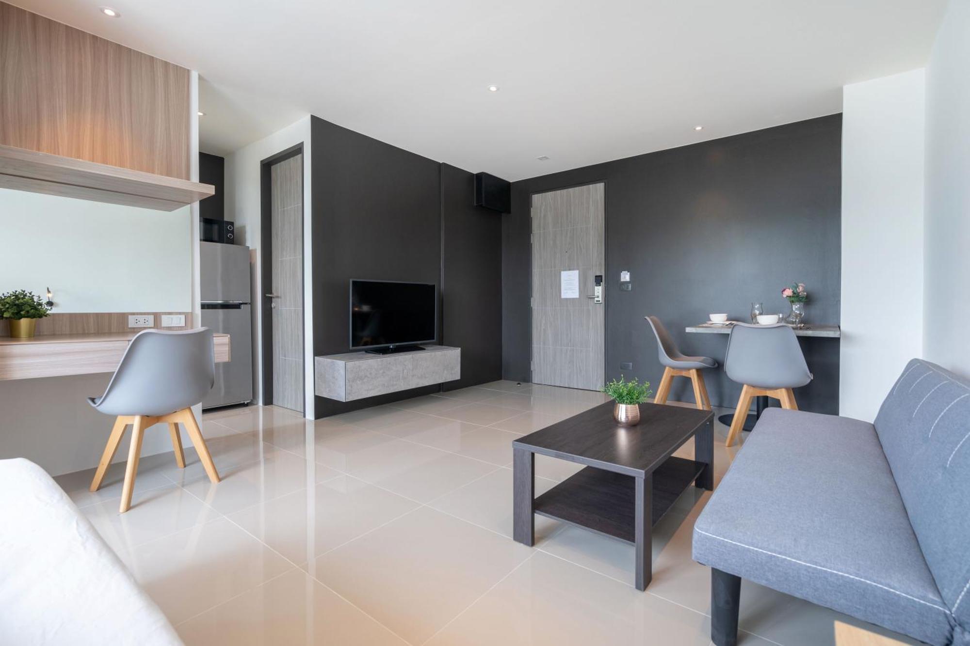Apartment Hill View A920 B With Prime Location *
