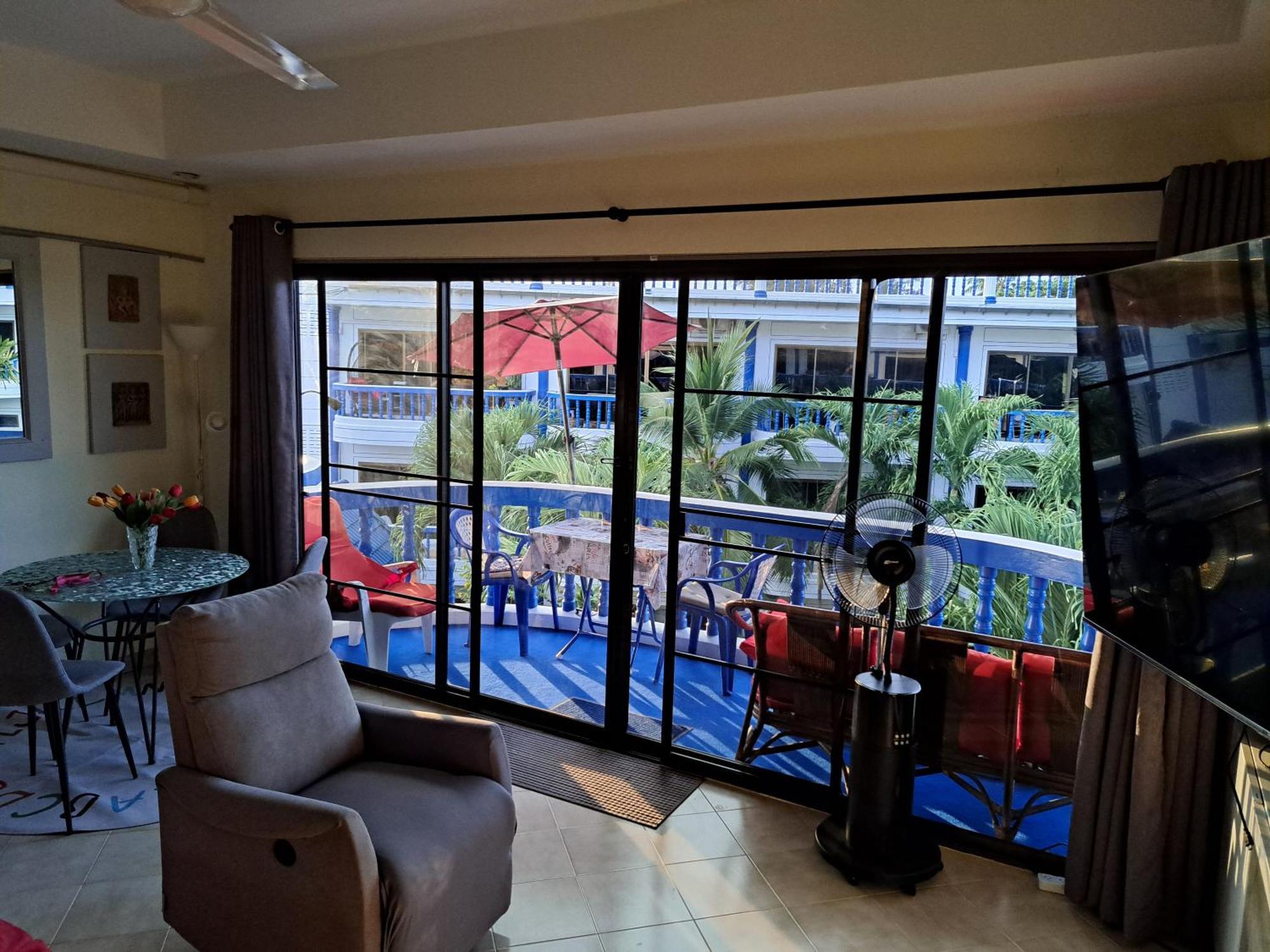 Apartment Homely With Pool Near The In Phuket