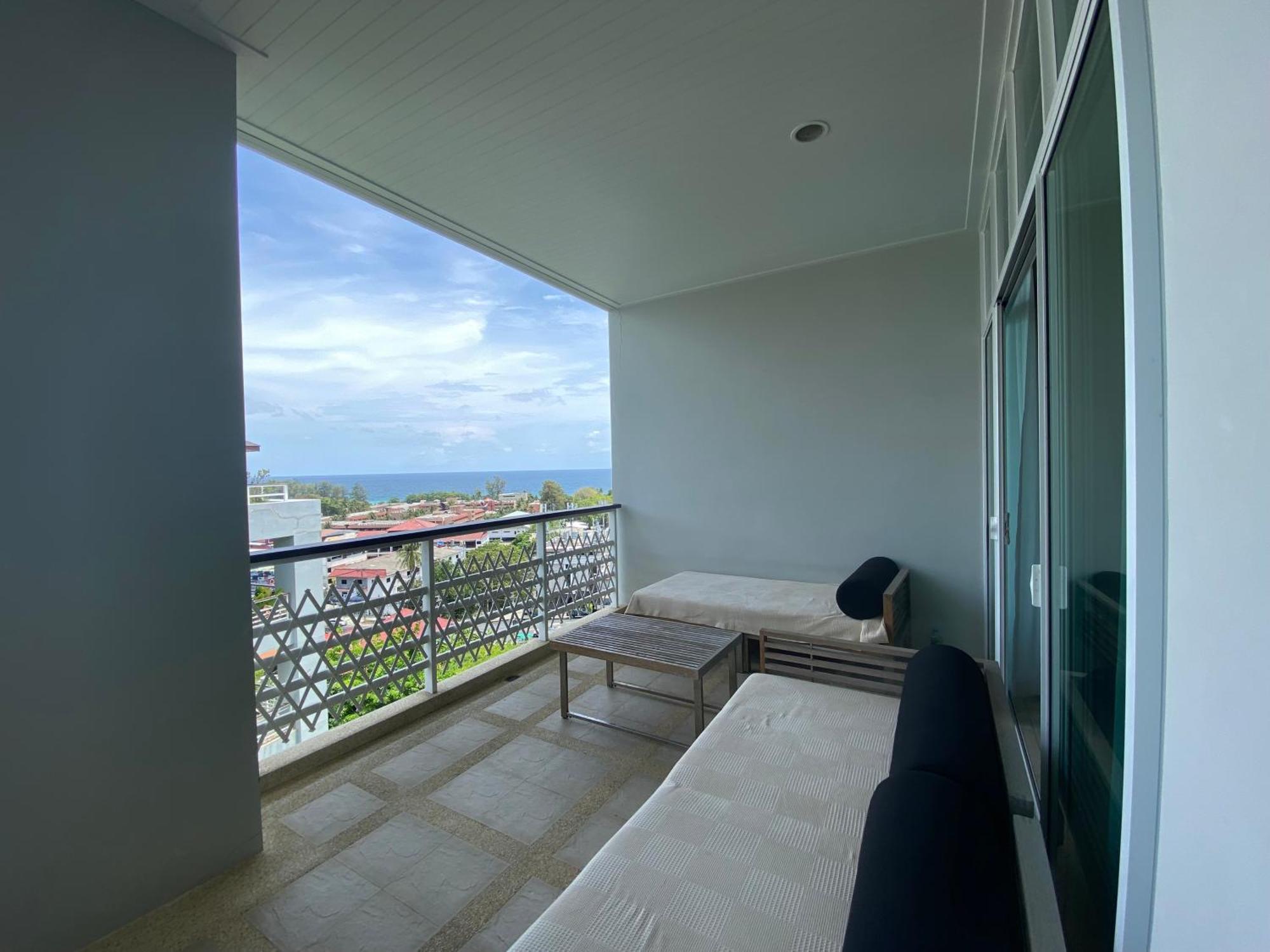 2 Bedroom Seaview By Clavis Apartment