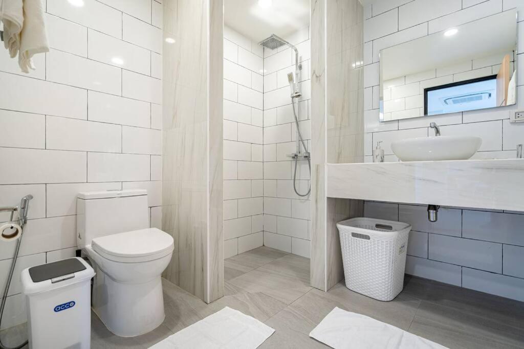 2-bedrooms Near N