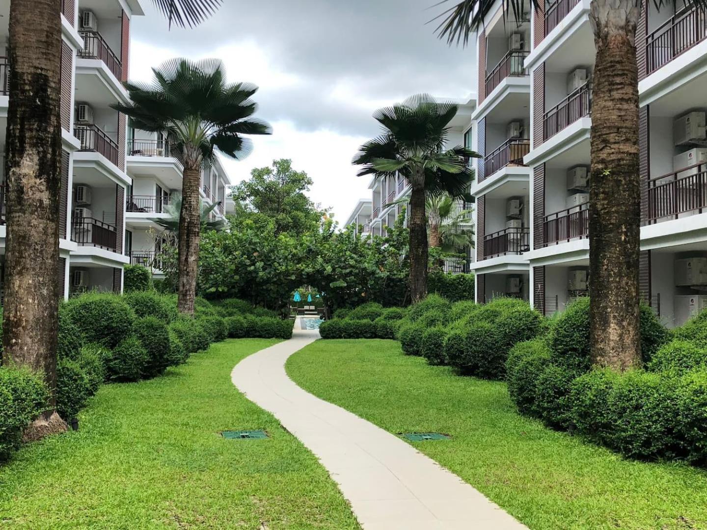 Apartment Title - 279 *