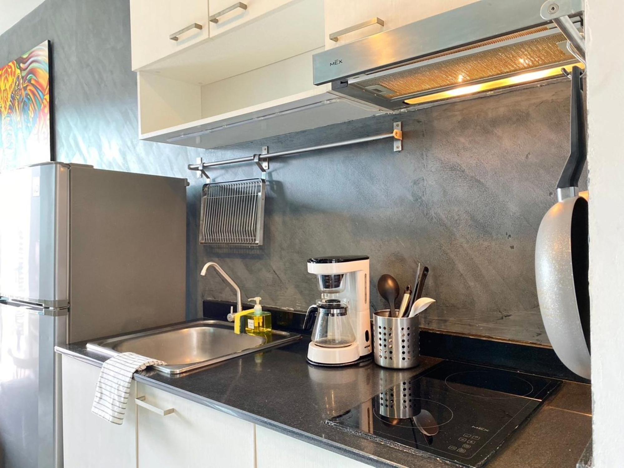 Apartment Title - 279 *
