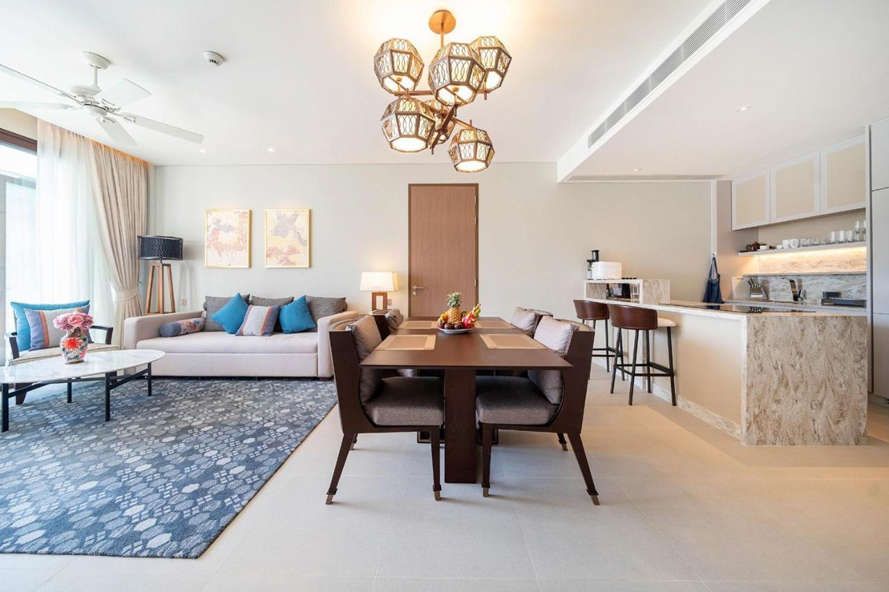 In The Center Of Laguna With Ocean Views *