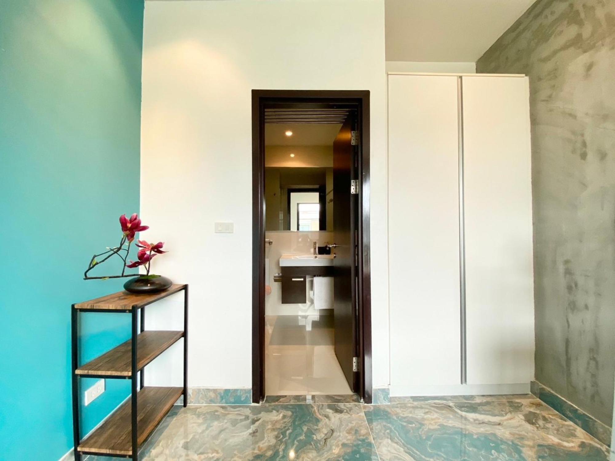 Apartment Title - 279