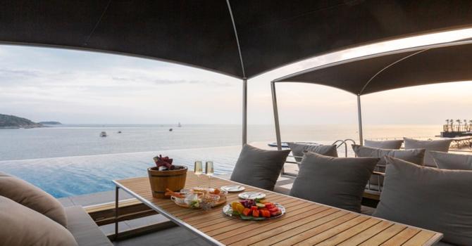 Thousand Cliffs Villa Nai Harn