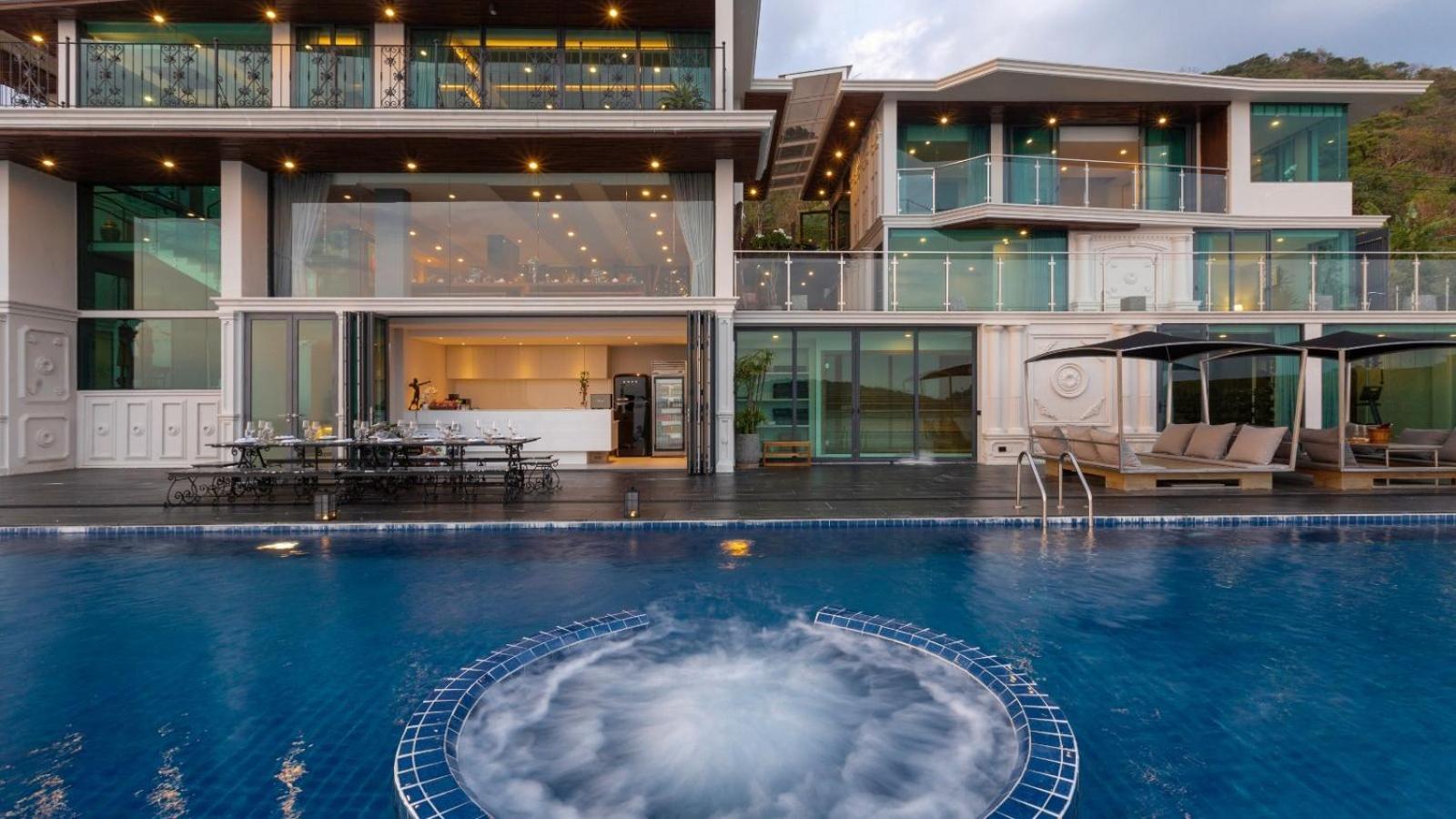 Thousand Cliffs Villa