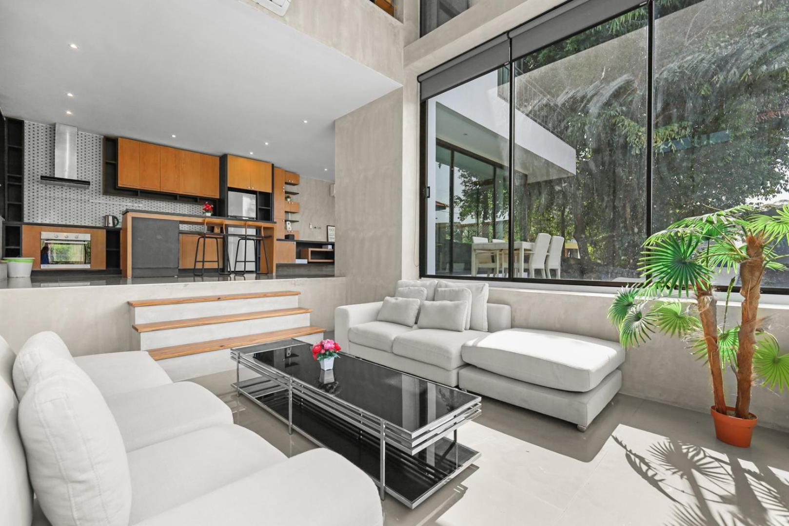Villa Canary - *