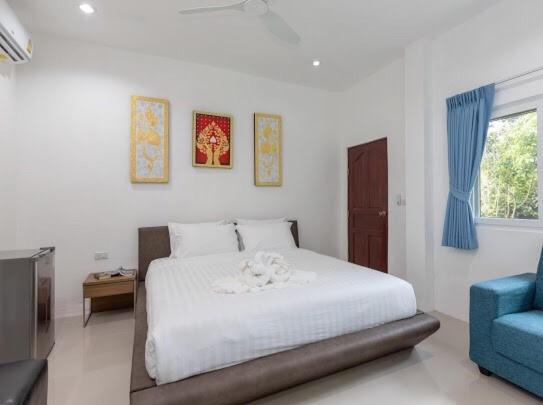 Patonghill Estate 6 Bedroom Sea View Villa Patong