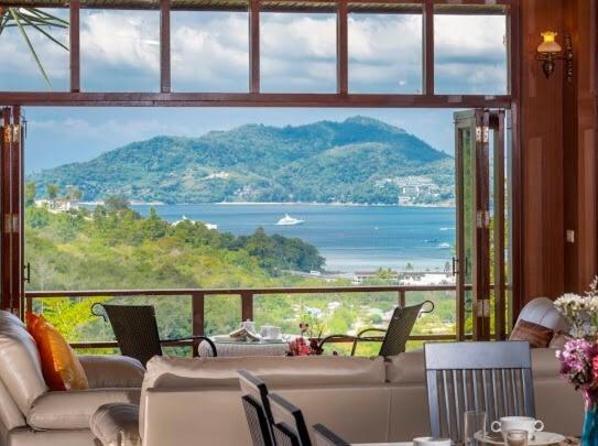 Patonghill Estate 6 Bedroom Sea View