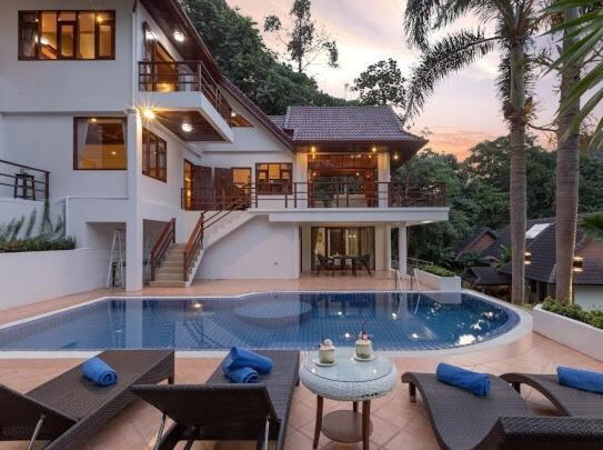 Patonghill Estate 6 Bedroom Sea View Patong