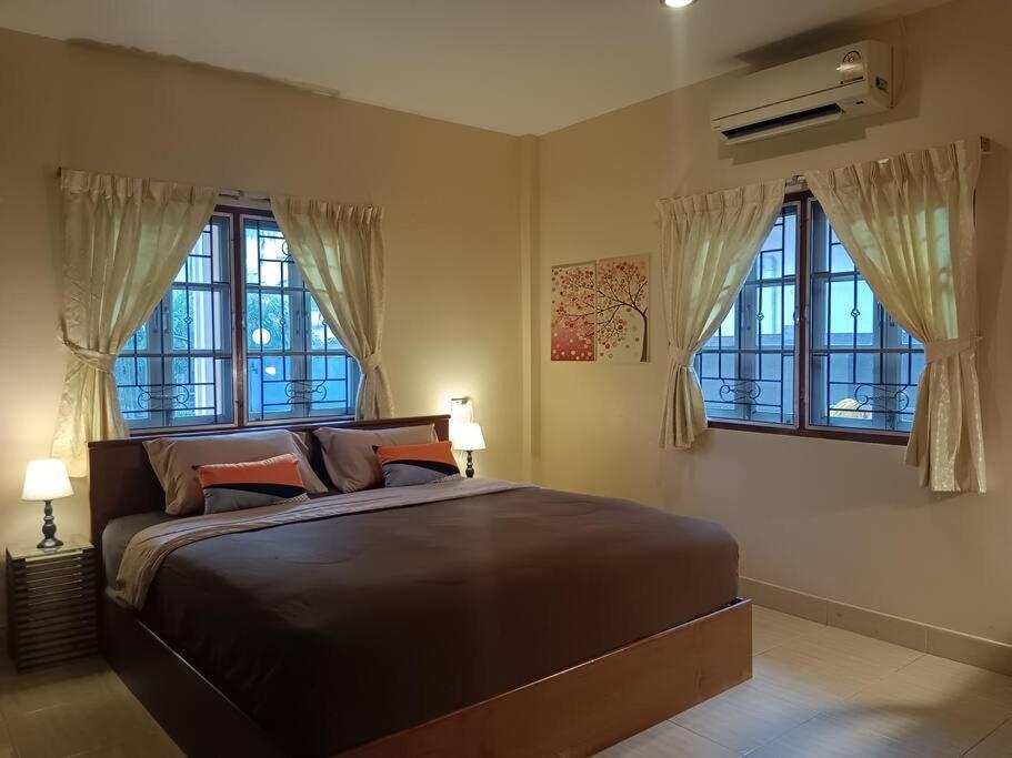 Bangtao Celestial Vakantiehuis Ban Lum Fuang