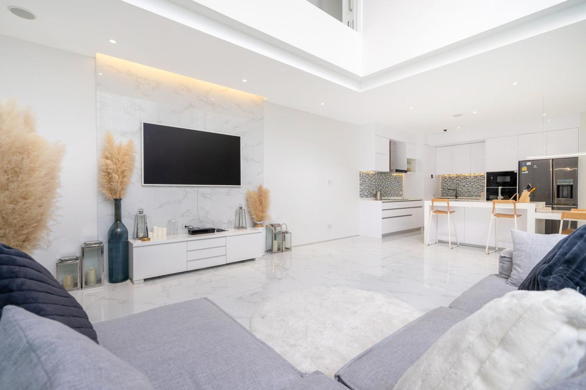 New Modern Aesthetic 3-storey A15 In Gated Just 10 Min Drive Laguna Phuket Villa Ban Pak Lak