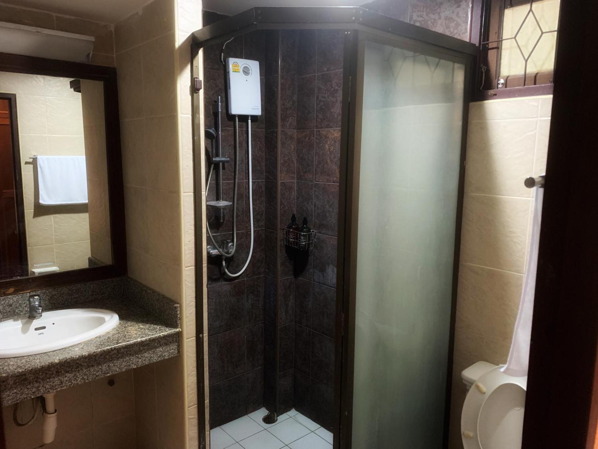 Homestay Beautiful Pool Patong