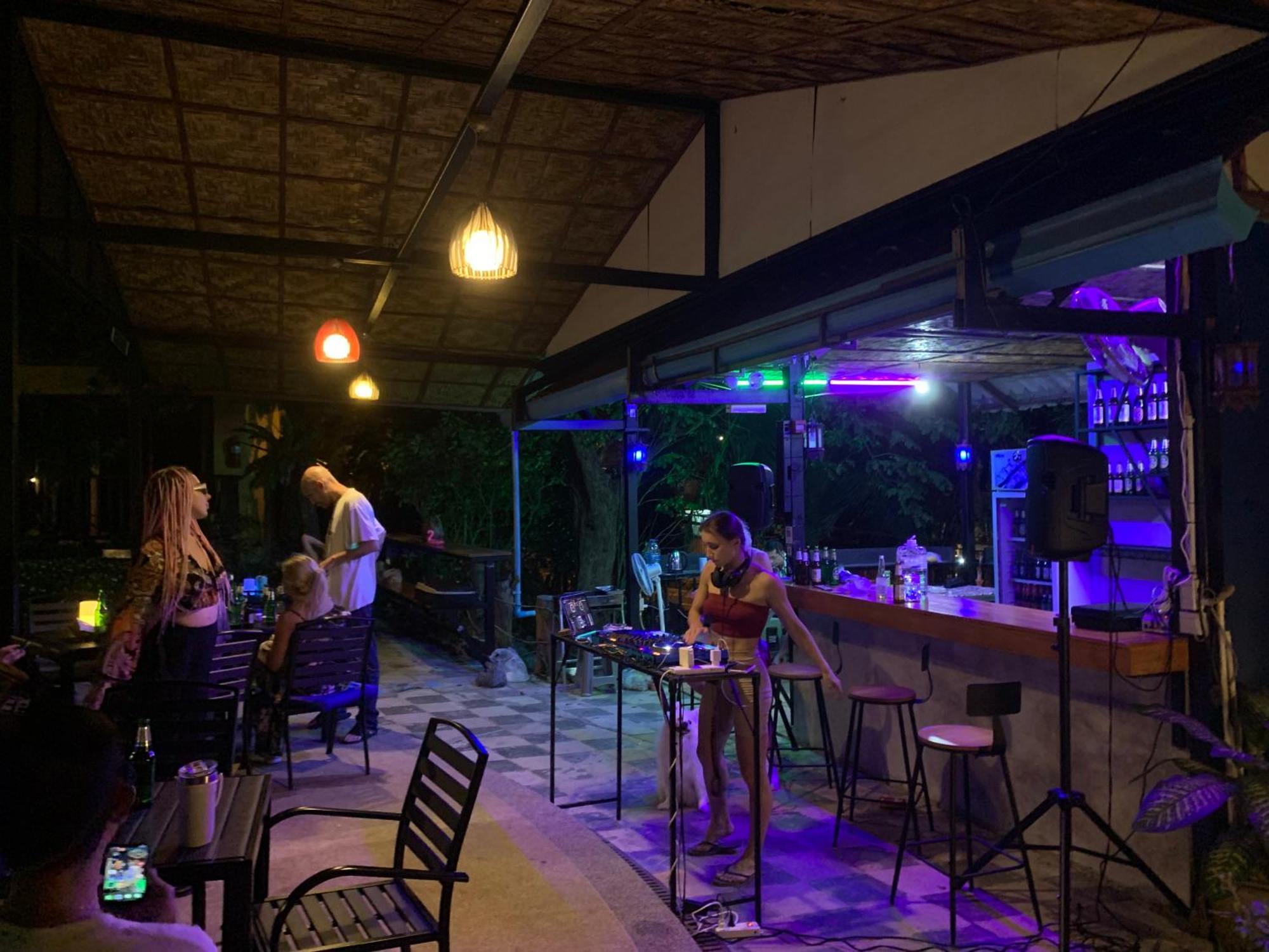 Homestay Beautiful Pool Patong