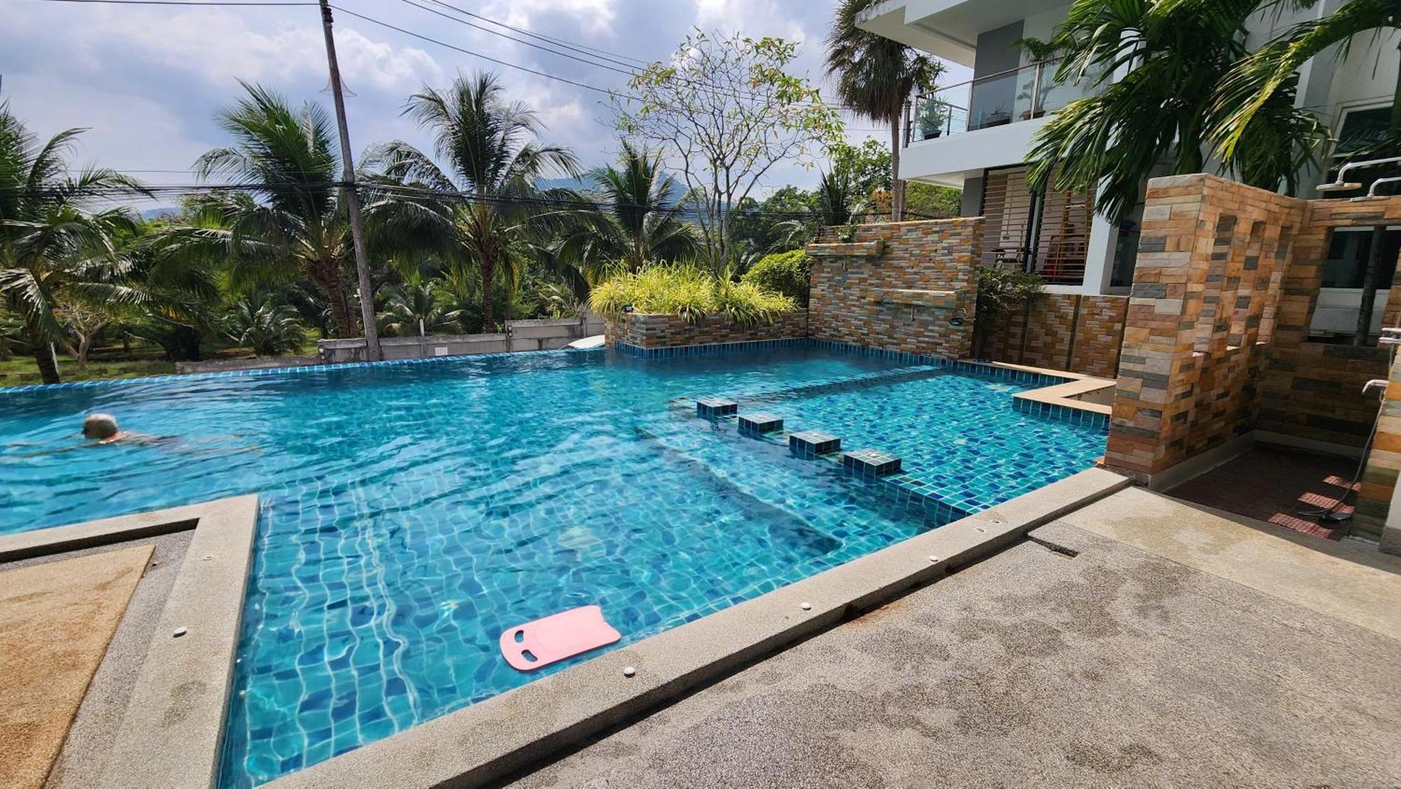 Apartment 2 Kathu Ban Thung Thong