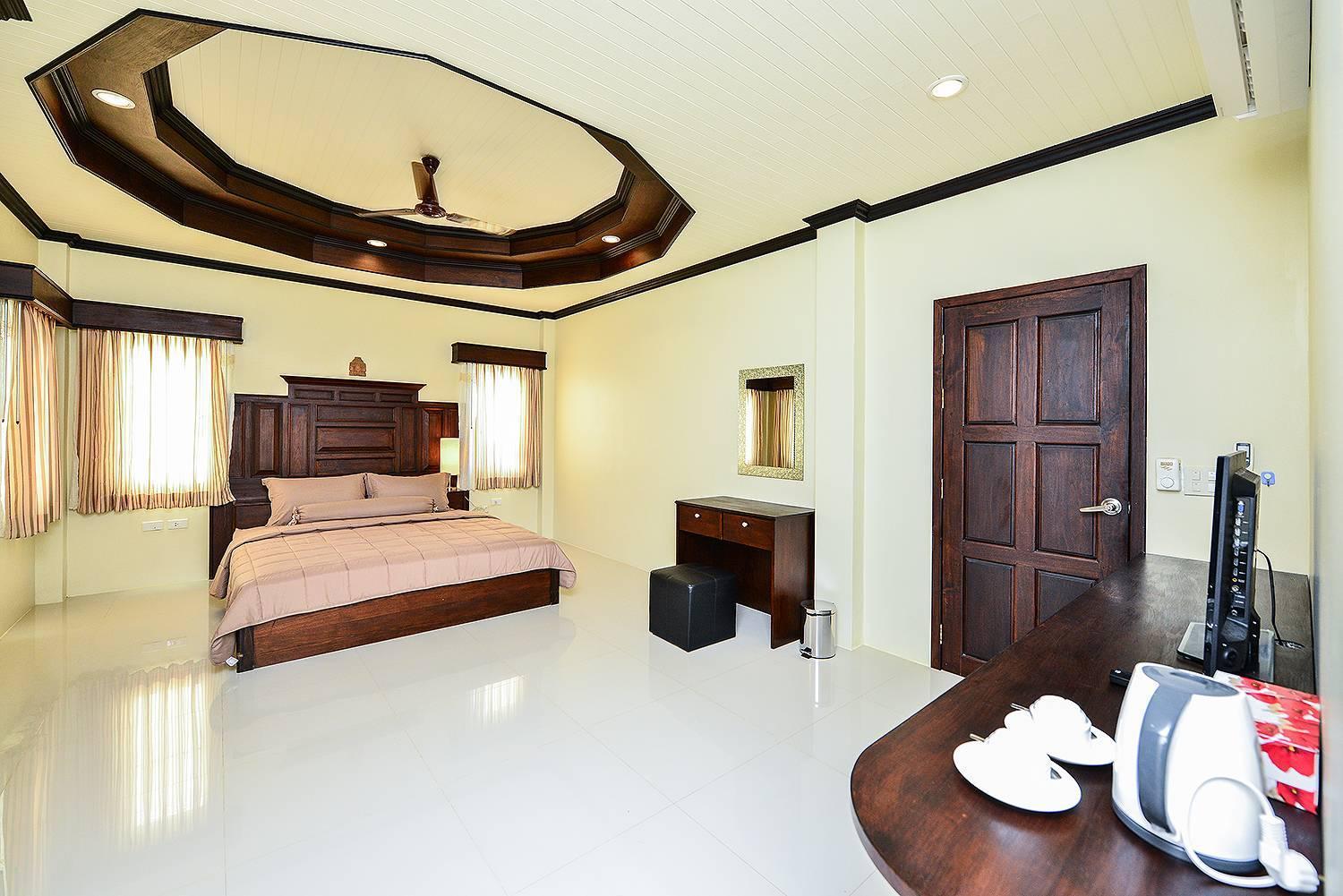 Group Getaway House *