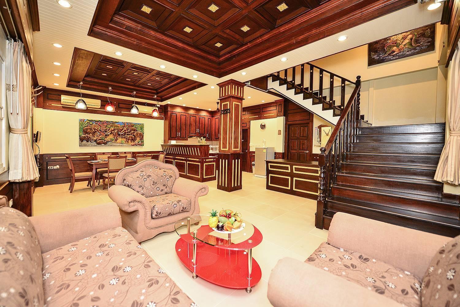 Villa Group Getaway House