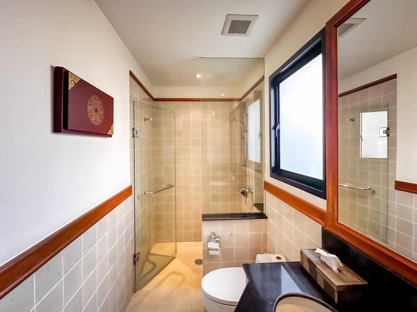 Villa Beautiful 3-bed In Cherngtalay Thalang Layan Beach (Phuket)