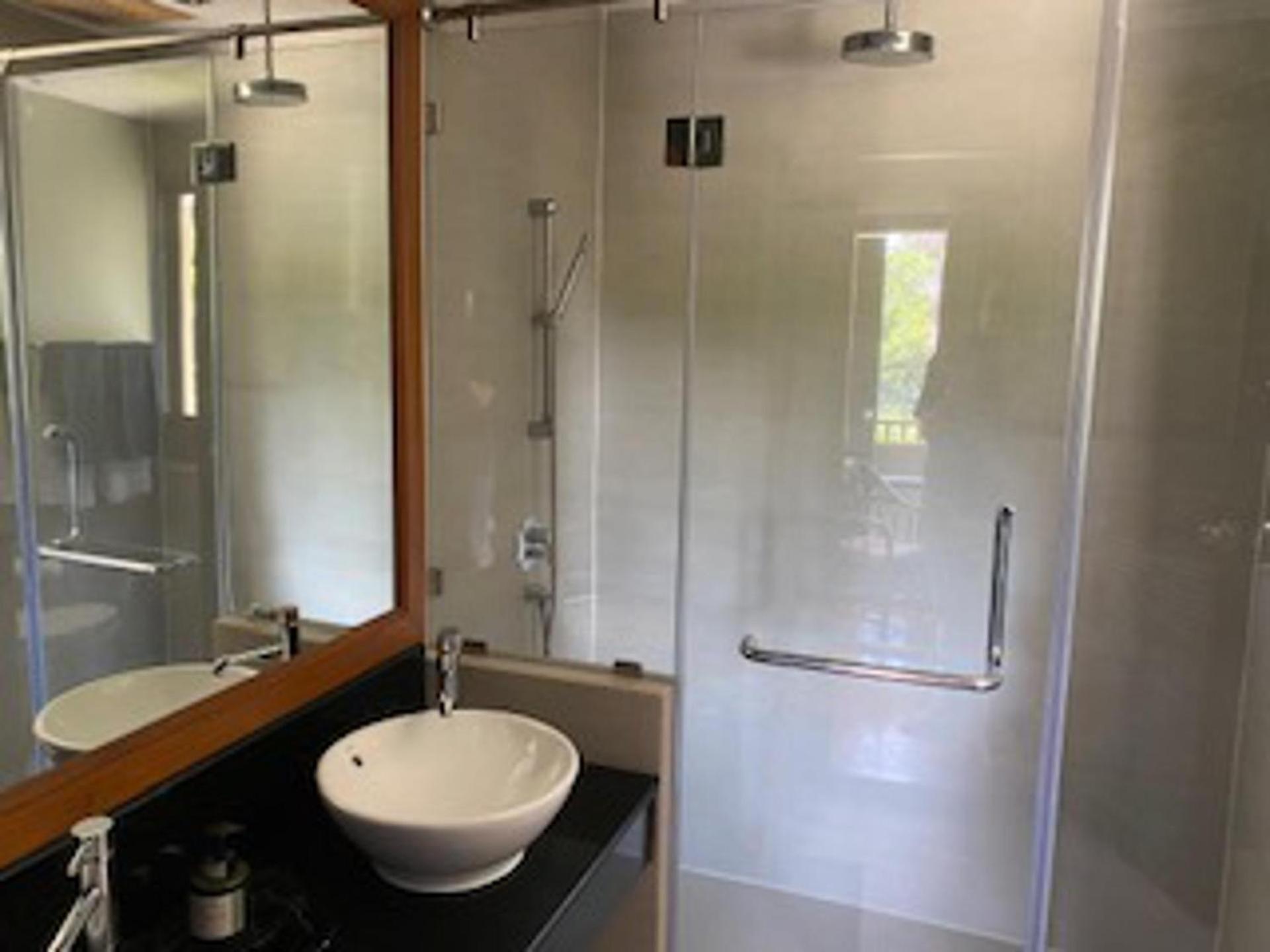 Poolside Luxury Laguna 2-bed In Cherngtalay *