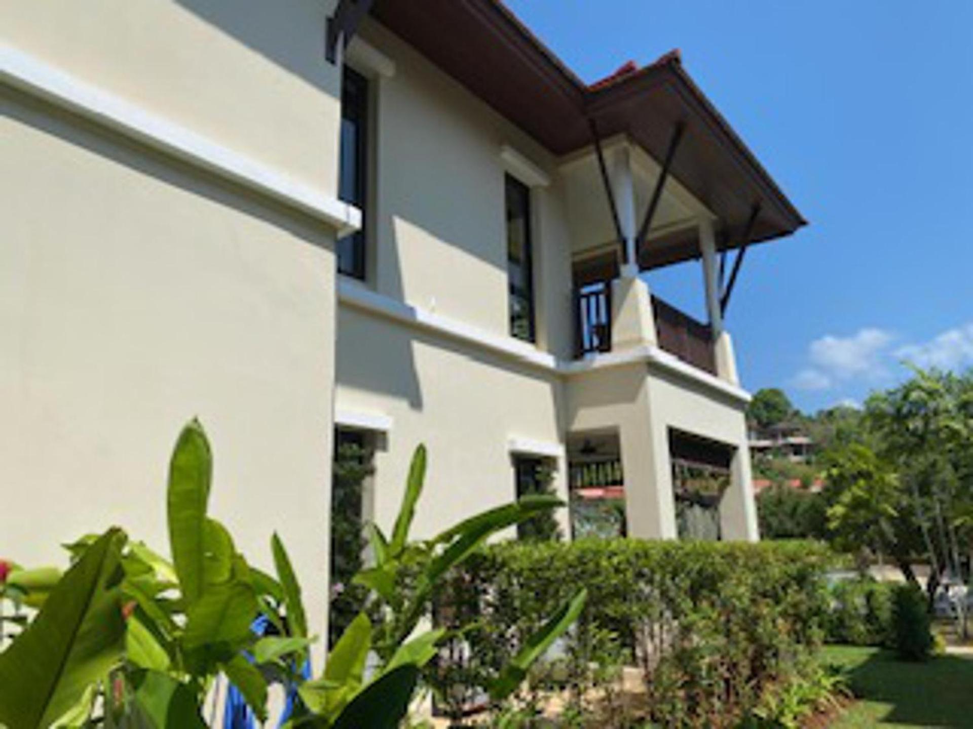 Poolside Luxury Laguna 2-bed In Cherngtalay Villa