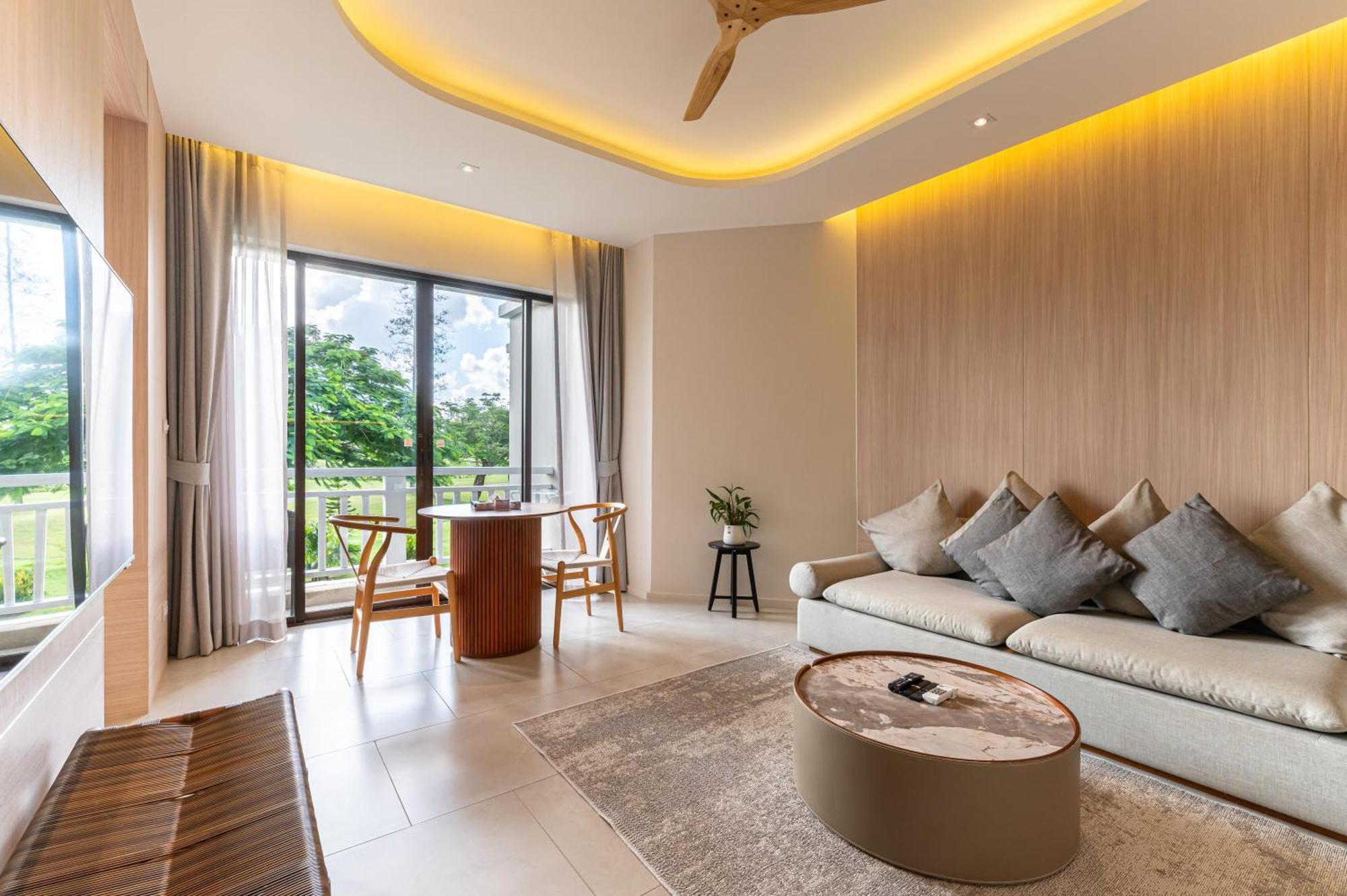 Stylish 1 Bedroom With Golf View, Steps From Beach, Allamanda Laguna Appartement *