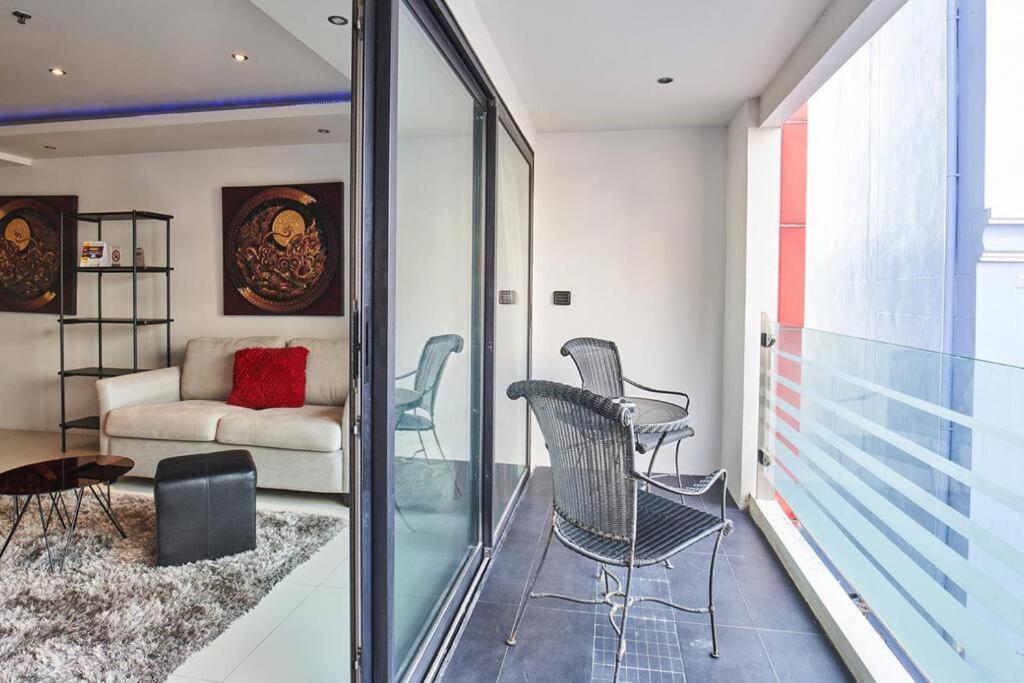Apartment Modern In The Heart Of Abs1