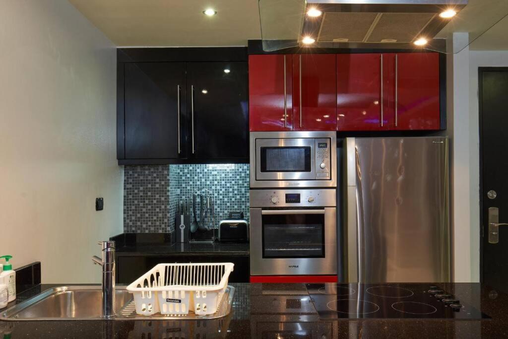 Modern In The Heart Of Abs1 Apartment Patong