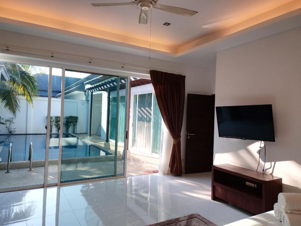Pool Kamala Beach