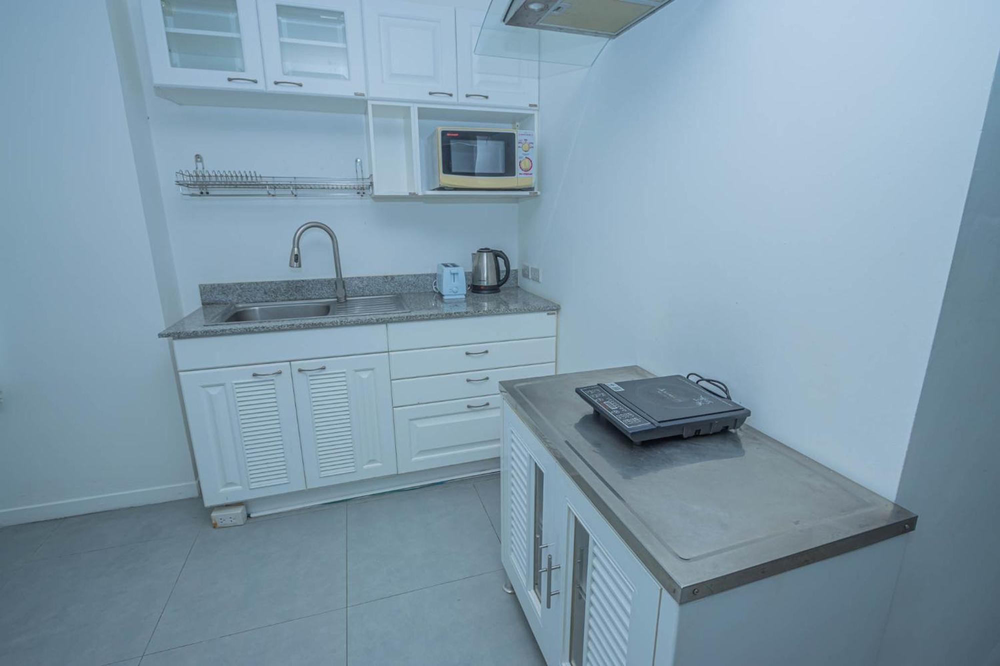 Hotel Utopia Kata By Roomquest Phuket
