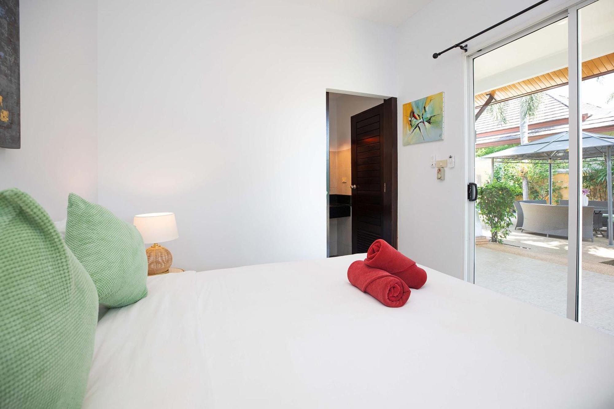 Villa Tropical 3br Pool Prima, Just 5min Drive To Naiharn And