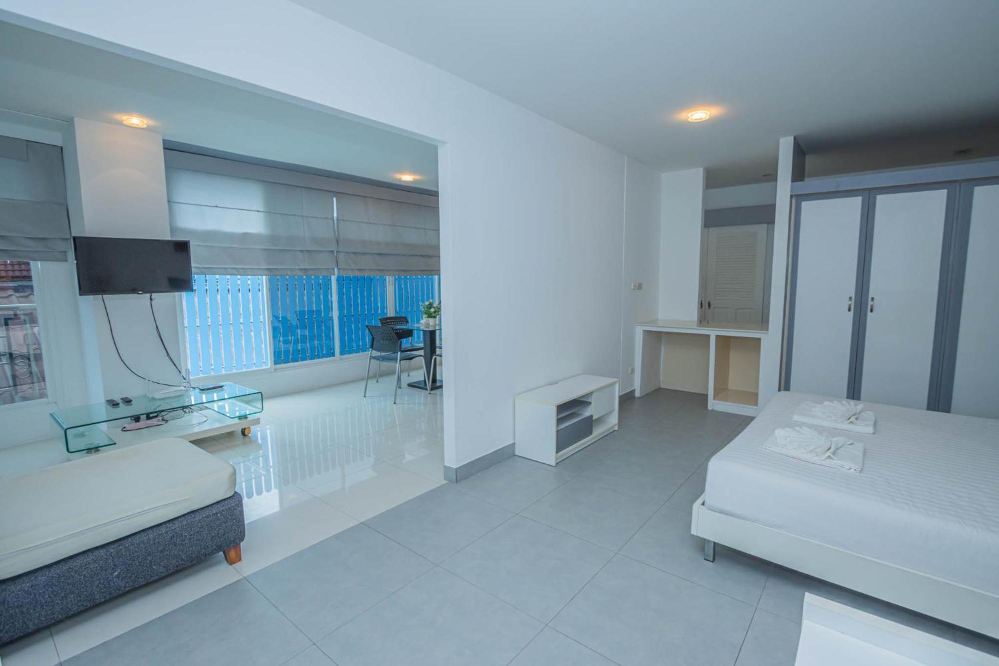 Hotel Utopia Kata By Roomquest 3*