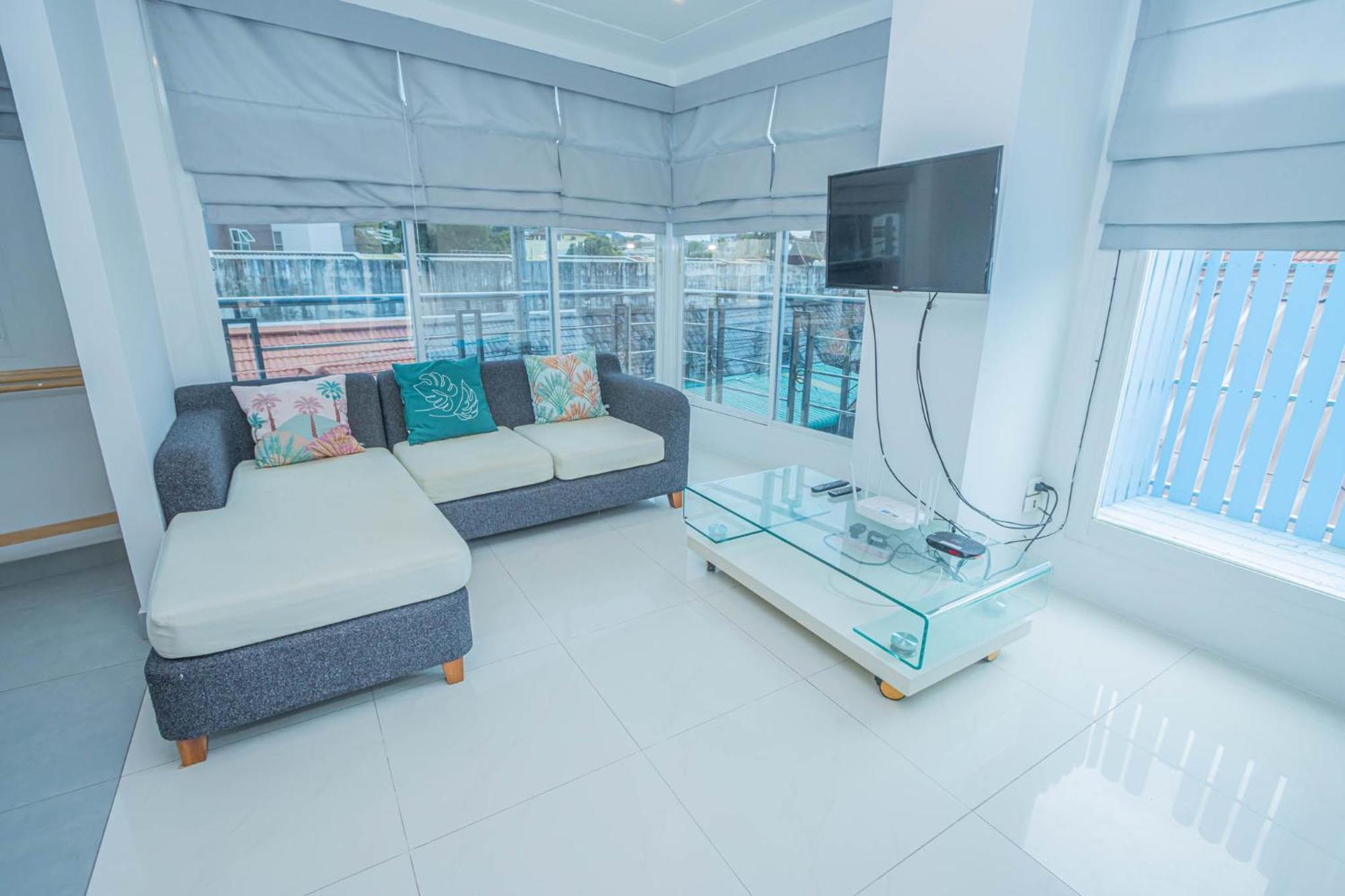 Hotel Utopia Kata By Roomquest 3*